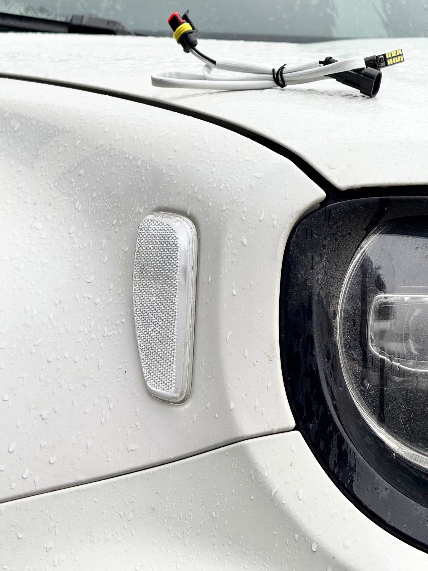 Pair of LED Side Turn Signals Clearance Lights White Amber Jeep Renegade 2014-2023 LED Direction Indicators Headlights